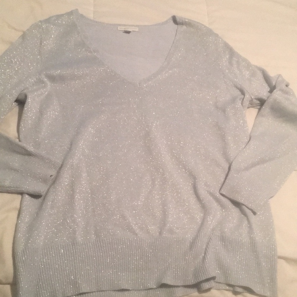 New York and company shimmering blue v-neck